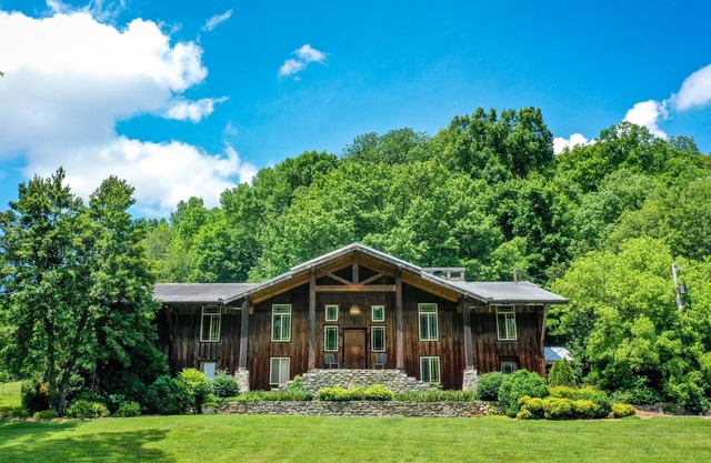 Cascade Hollow Lodge ... ideal para reuniones familiares