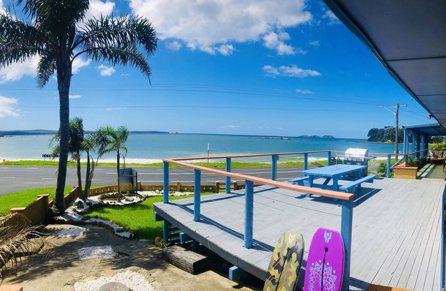 Caseys Beach Holiday House