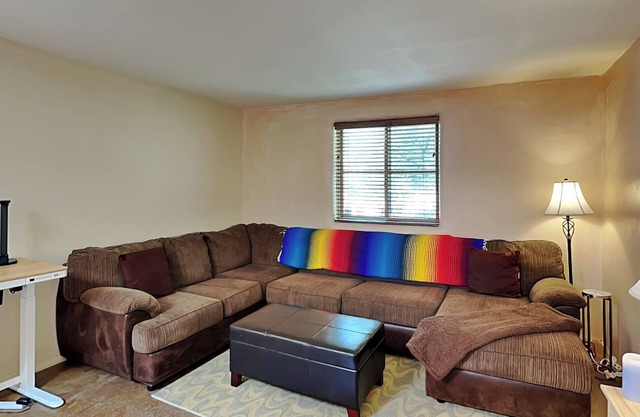 Casita Luna | Near Trailheads, Downtown