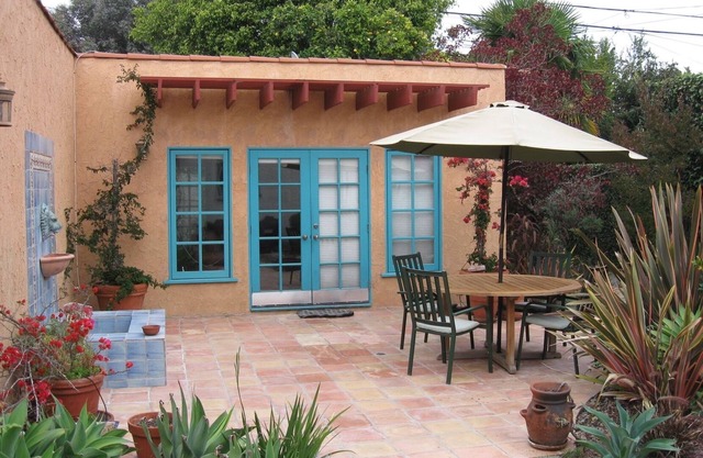 Guest House con jacuzzi, patio español y fuente