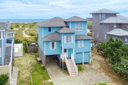 Castle on the Beach 005
