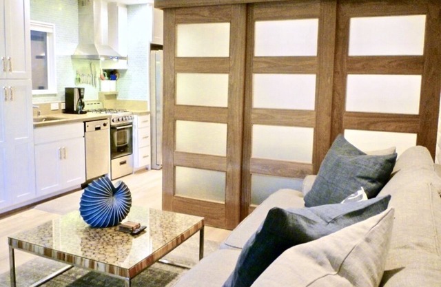 The Catalina- Beautiful Remodel- AC, Smart TV, WiFi, W / D, BBQ-minutos a la playa!