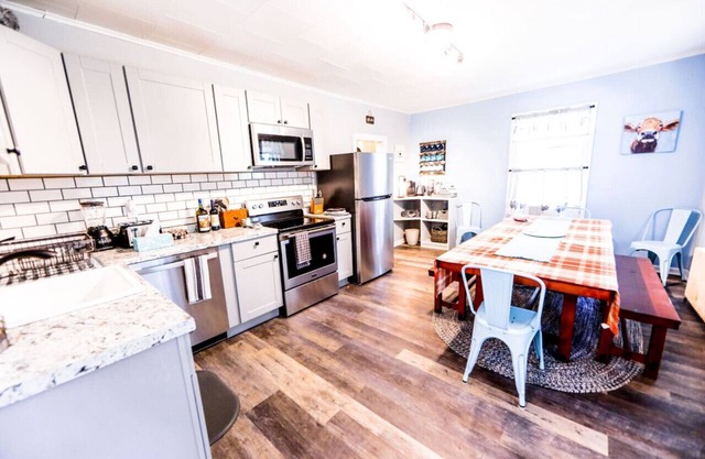 Catskill Mtn Farmhouse w/ Hot Tub near Woodstock