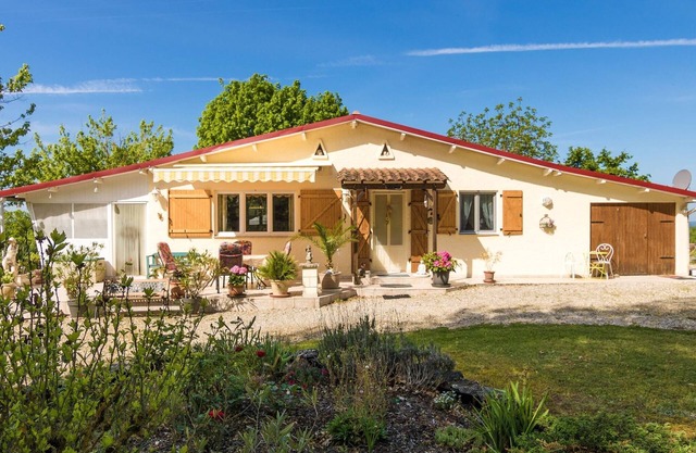 Bungalow cerca de Dordogne con Piscina y BBQ