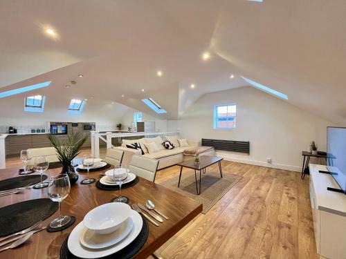 Central duplex Apt in Leamington Spa
