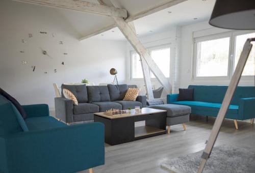 + CENTRAL DUPLEX RENOVE 5 PIECES 150M2 A 8 MN DE LA PLACE DALTON +