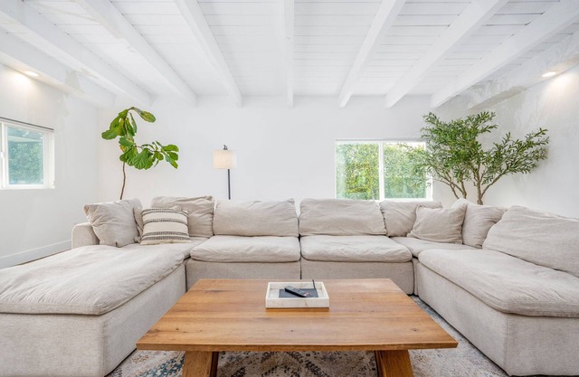 Central SD Modern&Family-Friendly Home-BBQ Non-Toxic Home -Allergy Friendly