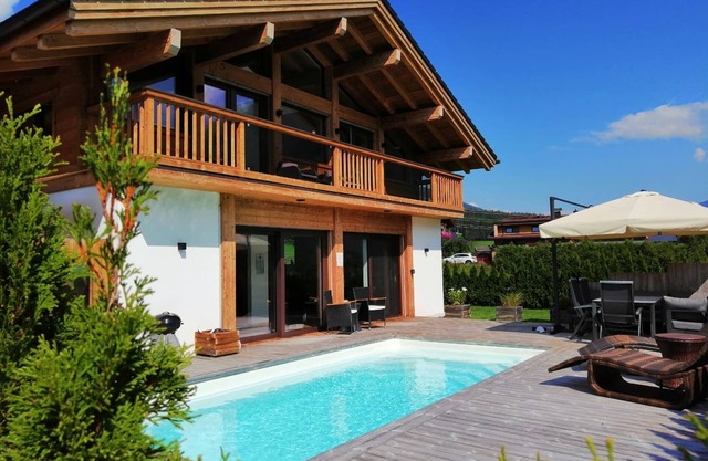 Chalet en Neukirchen am Grossvenediger con piscina