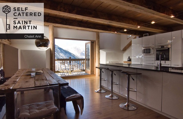 Chalet Ann | Fabuloso chalet de esquí de 5 dormitorios con impresionantes vistas en Les 3 Vallées