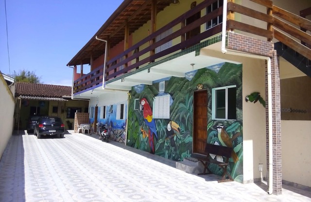 Chalet en Ubatuba - Excelente ubicación con estacionamiento !!! E