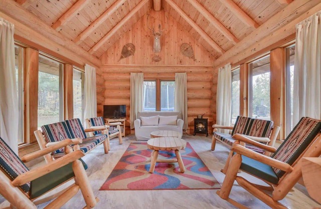 Chalet Le Mélisse | Rustic Log Chalet in Nature