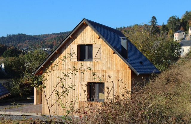 Chalet "le pradou" de nueva construcción, wifi gratis, calefacción incluida.