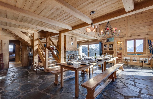 Chalet Montvalezan-La Rosière, 6 bedrooms, 14 persons