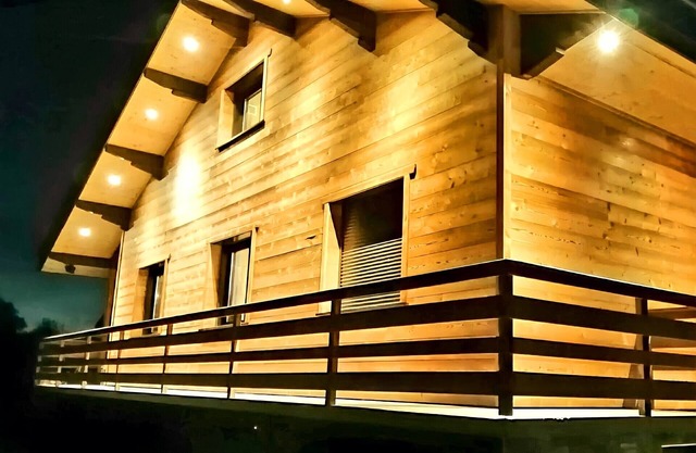 Chalet near lake and ideal family park