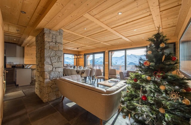 Chalet con jacuzzi y home theater