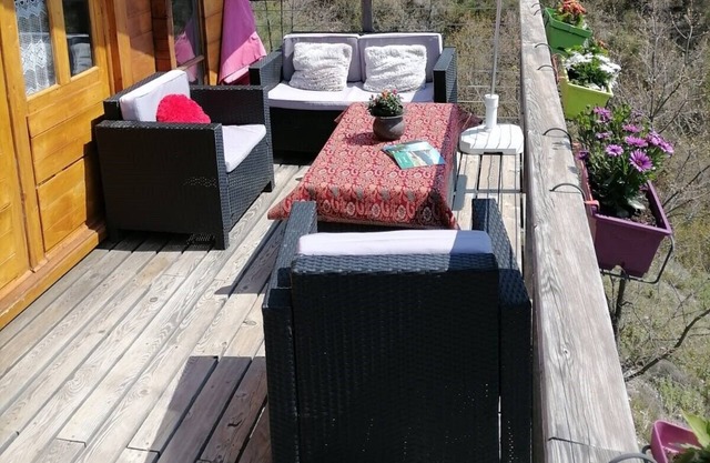 Chalet on Stilts with Spa access