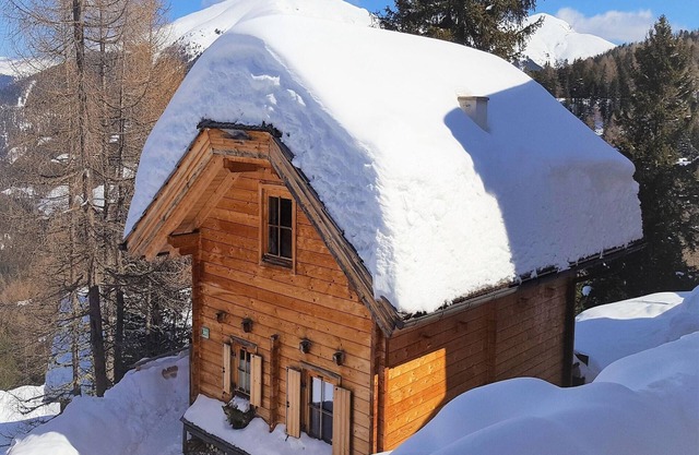 Chalet en Turracher Hoehe con piscina y sauna