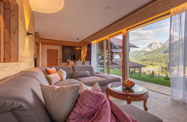 Chalet Panorama Himmelreichhof con vistas a la montaña, piscina compartida y Wi-Fi