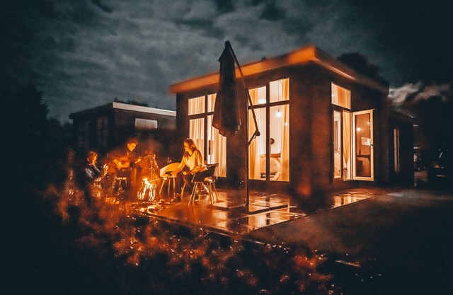 Chalet acogedor con una chimenea, en la reserva natural