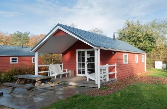 Chalet with sleeping attic, 2 bedrooms and 1 bathroom