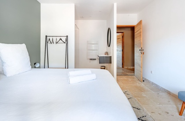 Chambre et Table d Hôtes vue Ventoux