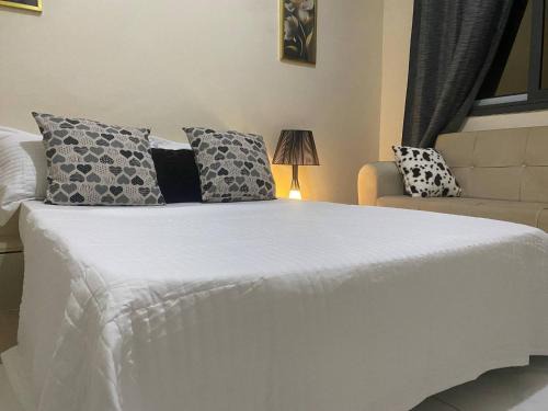 Chambre meublée, wifi , serviettes, café ou thé offert