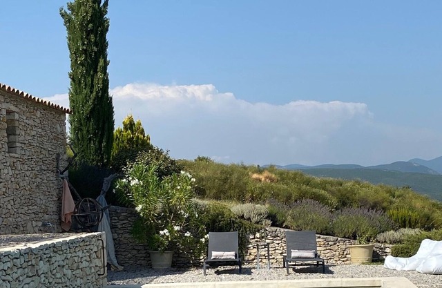 Encanto, lavanda y tenis en Provenza