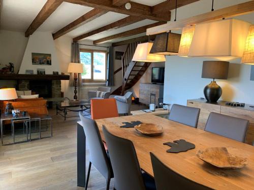 Charmant appartement 140m², 4 chambres, proche pistes et village, parking, wifi - FR-1-505-103