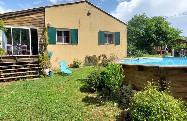 Encantadora casa amigable con piscina