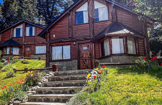 Encantadora Cabaña en Bariloche, cerca de los lagos y Puerto Pañuelos.