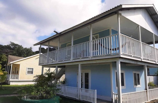 Charming 1-bedroom apartment with Starlink WiFi, AC, in lovely Calabash Bight