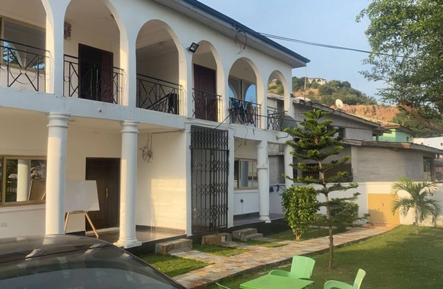 Charming 1-Bed Apartment in Accra