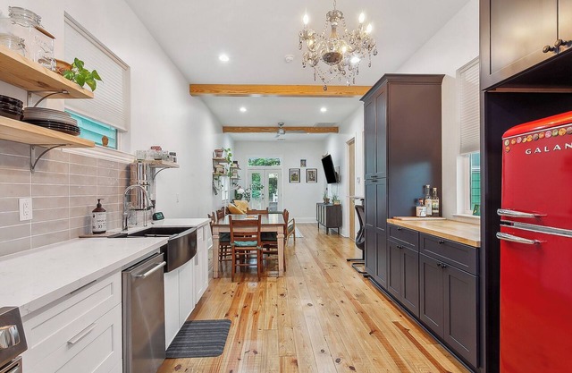 Charming 1-Bedroom House Near St Roch, Marigny & French Quarter!