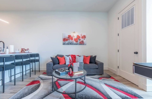 Charming 1BR Apt in East Orange w/ AC, WiFi! Close to Airport & Nickelodeon