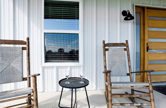 Charming 2-bedroom farmhouse on 30 acres
