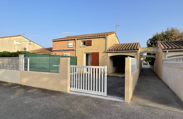 Villa 3 caras con aire, terraza, jardín y garaje - 500m de la playa