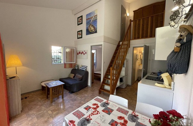 Villa con Climatización, Piscina y Tenis a 200m de la Playa en Saint Cyprien