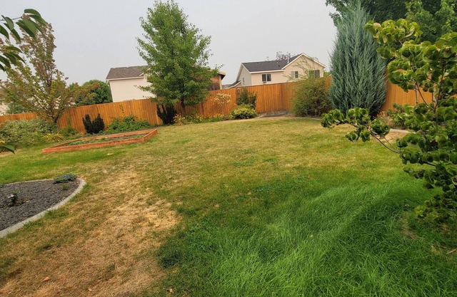 Charming 3-bedroom house in lovely Coeur d'Alene with AC