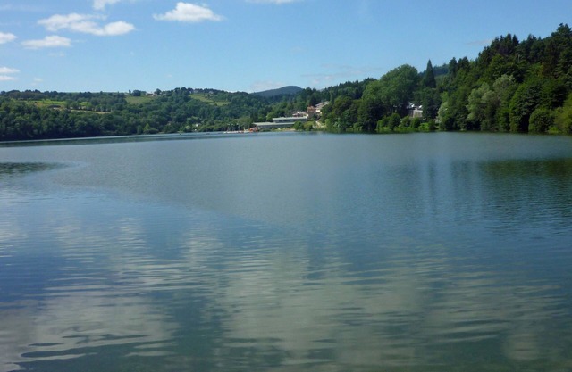 Impresionantes vistas del lago, Villa con un amplio jardín