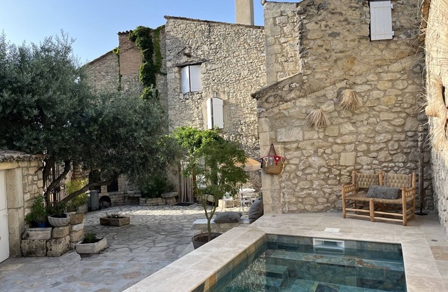 Casa de Piedra con Piscina Privada en Provenza, 3 Habitaciones, 6 Plazas