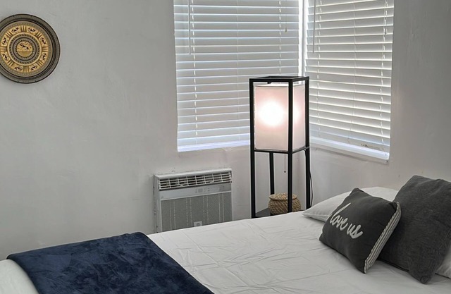 Charming and Comfortable Studio near the beach-A