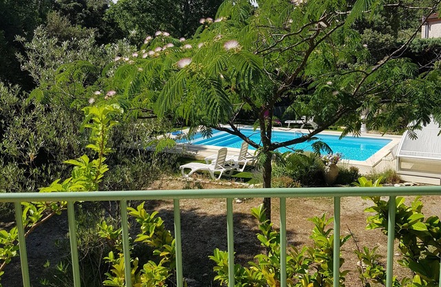 Casa con piscina y jardín vallado de 5000m2.
