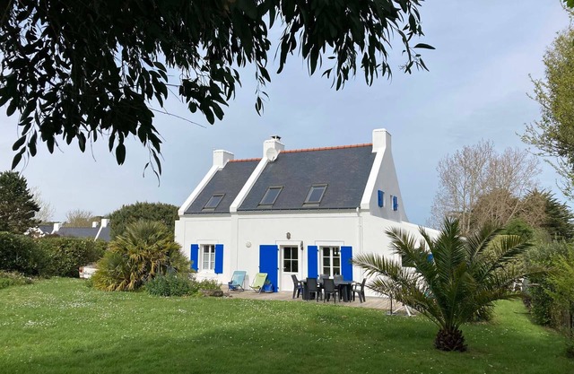Casa independiente a 200m de la playa con gran jardín y WiFi