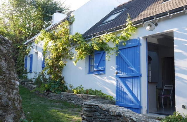 Encanto y comodidad cerca del mar: casa típica en Locmaria