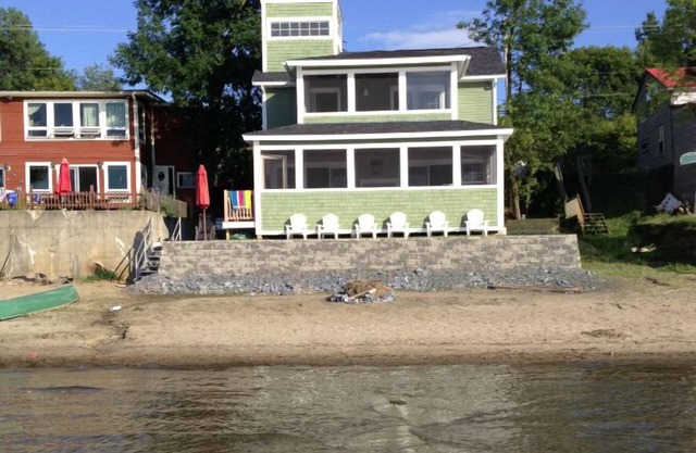 Encantadora casa de Colchester con Malletts Bay Beachfront, WiFi, cocina gourmet, aire acondicionado
