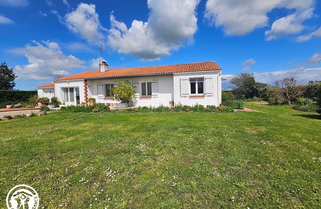 Gite rural en maison contemporaine avec jardin près de la mer en La Barre-de-Monts
