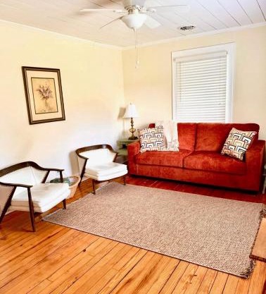 Charming cottage in Washington NC