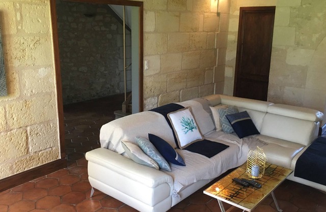 CASA CON ENCANTO DENTRO DE UNA PROPIEDAD DE VINO ORGÁNICO