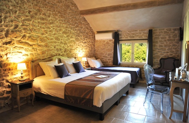 ENCANTADORAS CASAS DE INVITADOS EN PROVENCE EN EL CORAZÓN DE LAS VIDES