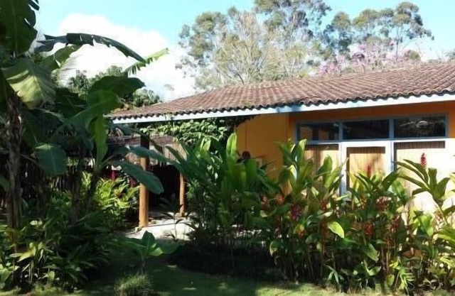 casa con encanto, aire acondicionado en todas las habitaciones y la ubicación tranquila